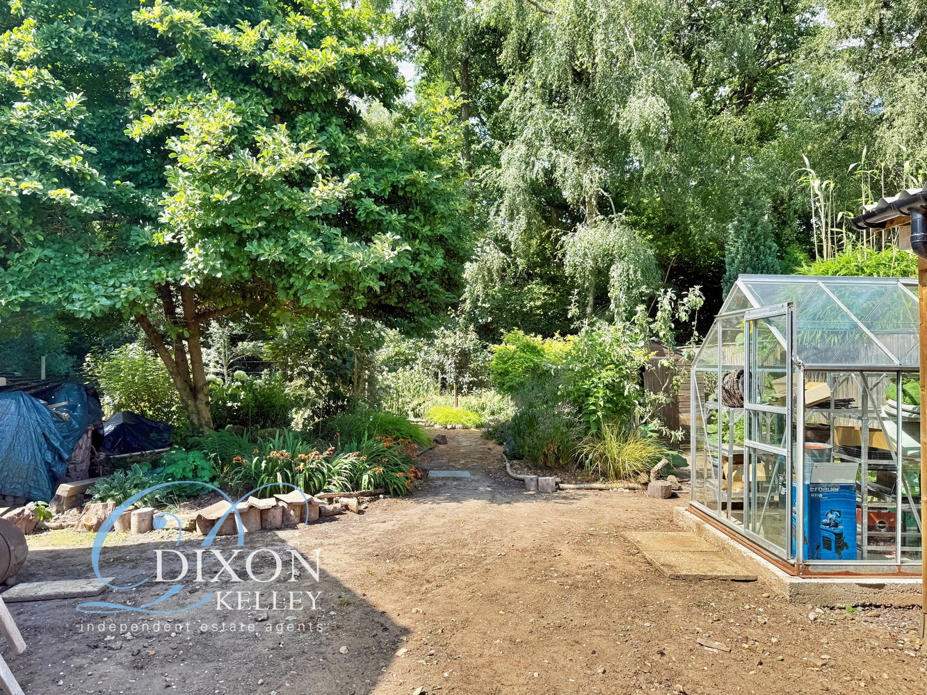 Pennington Close, West Moors, Ferndown, Dorset, BH22