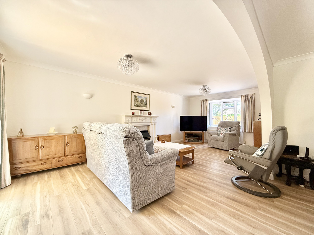 Oakhurst Road, West Moors, Ferndown, Dorset, BH22