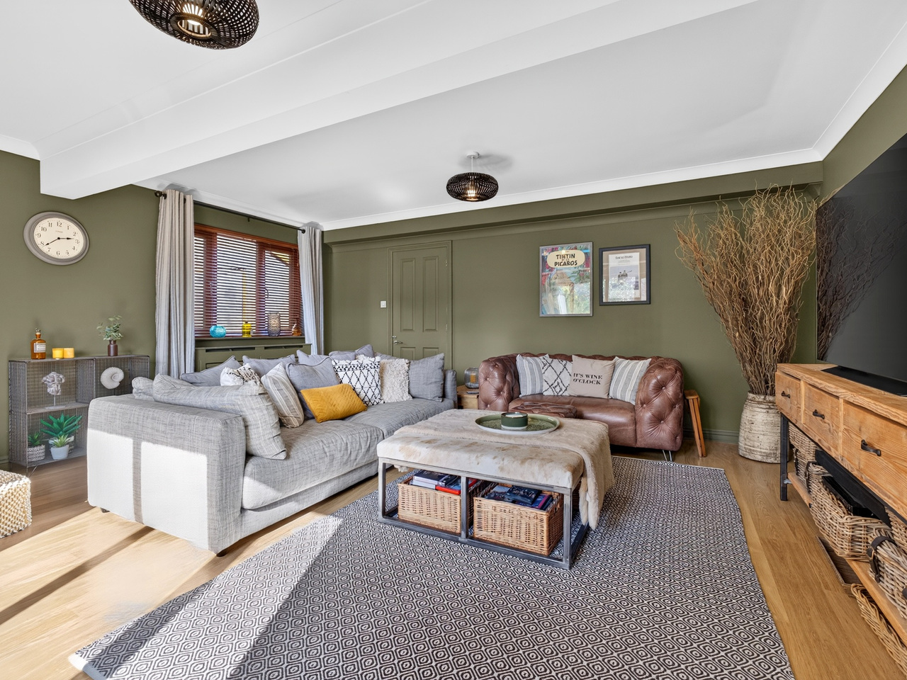 Sitting Room (2)