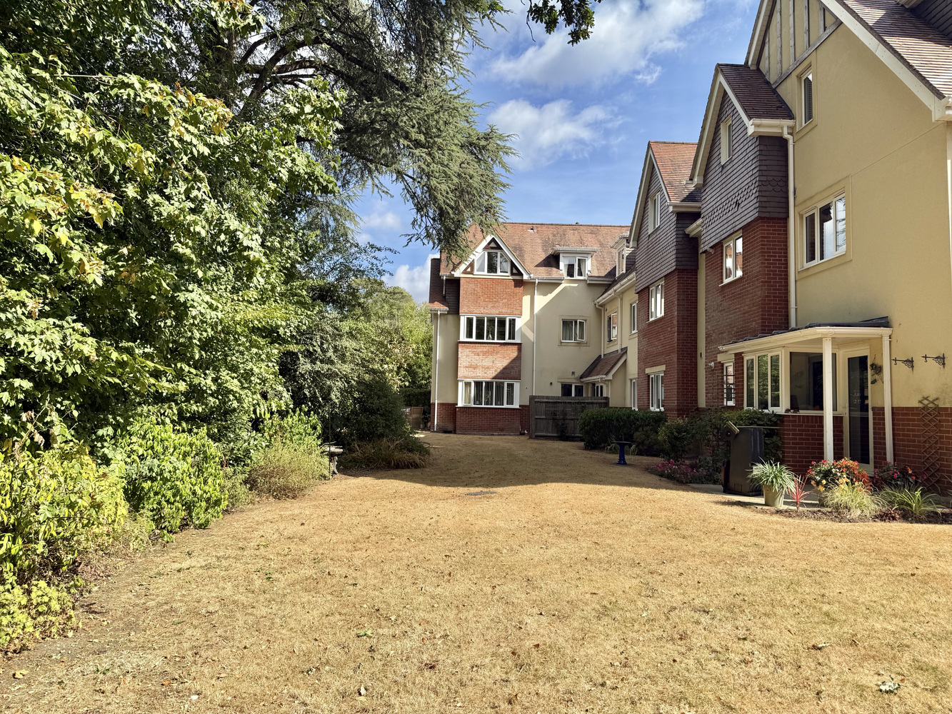 Pinehurst Road, West Moors, Ferndown, Dorset, BH22