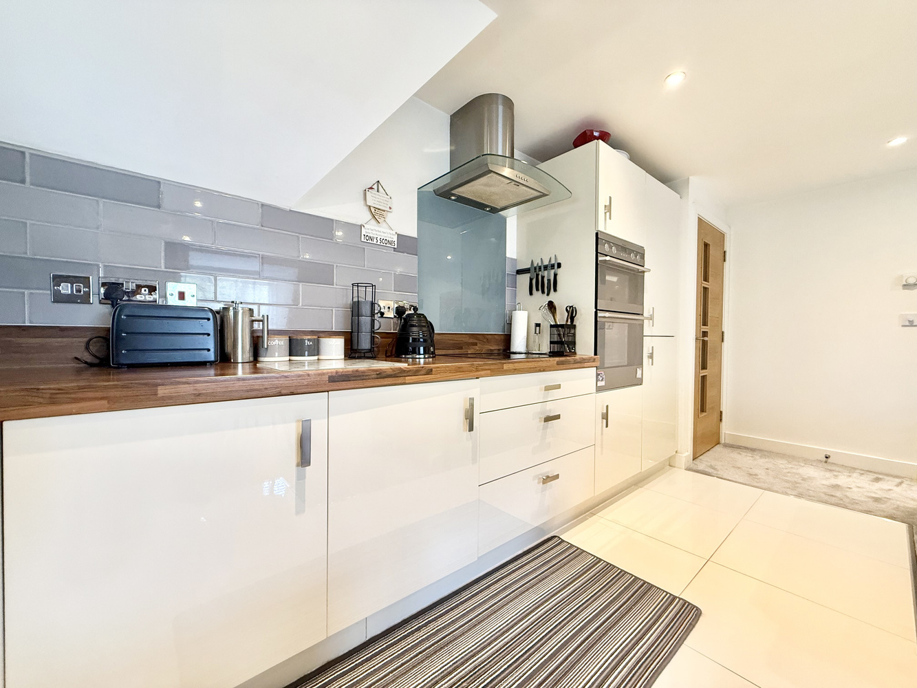 Pinehurst Road, West Moors, Ferndown, Dorset, BH22