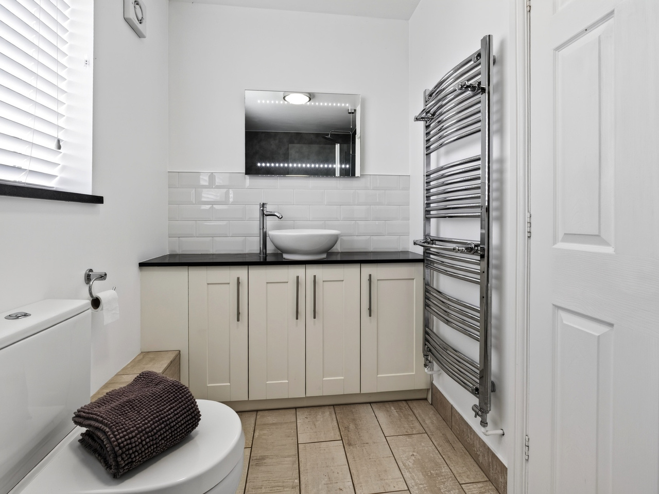 Bathroom (3)