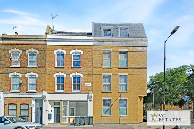 Flat 2, 140 Chatsworth Road, Hackney, London, Greater London