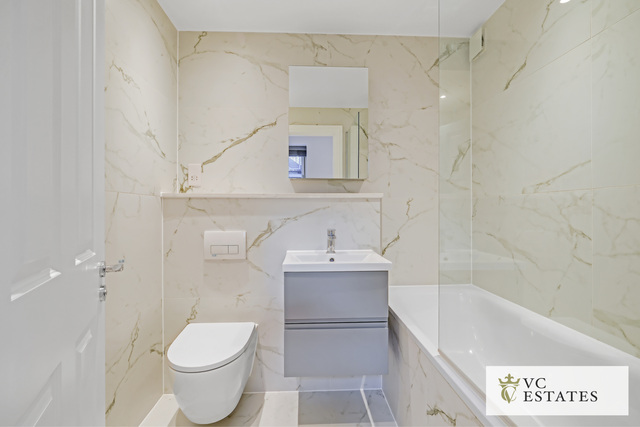 VC_Est- Flat 2, 140 Chatsworth Road, London, E5 0LT-4.jpeg