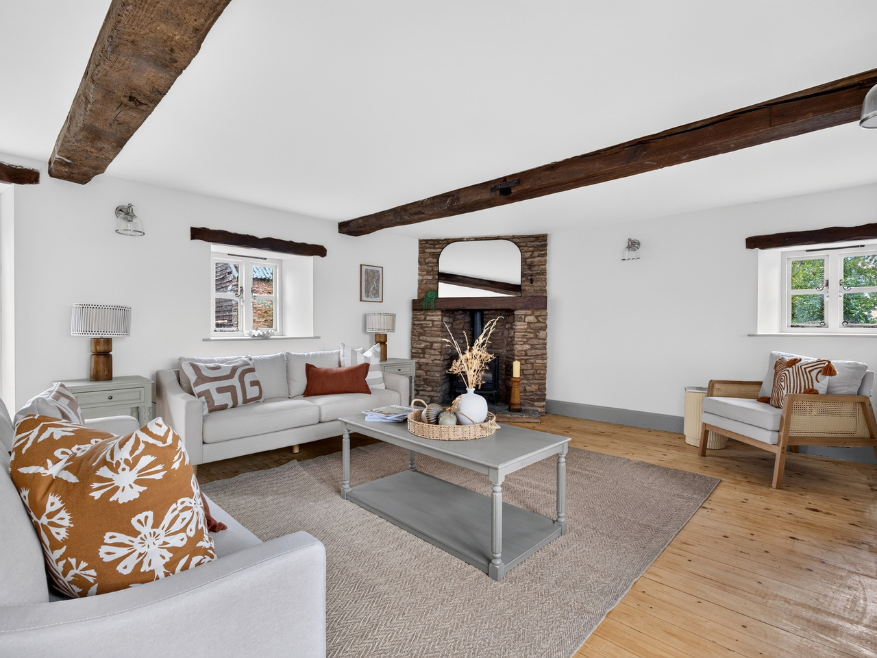 Living Room (3)