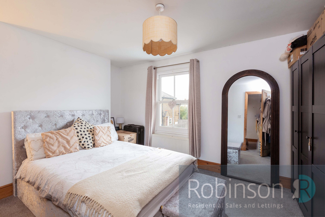 23 Risborough Road-11