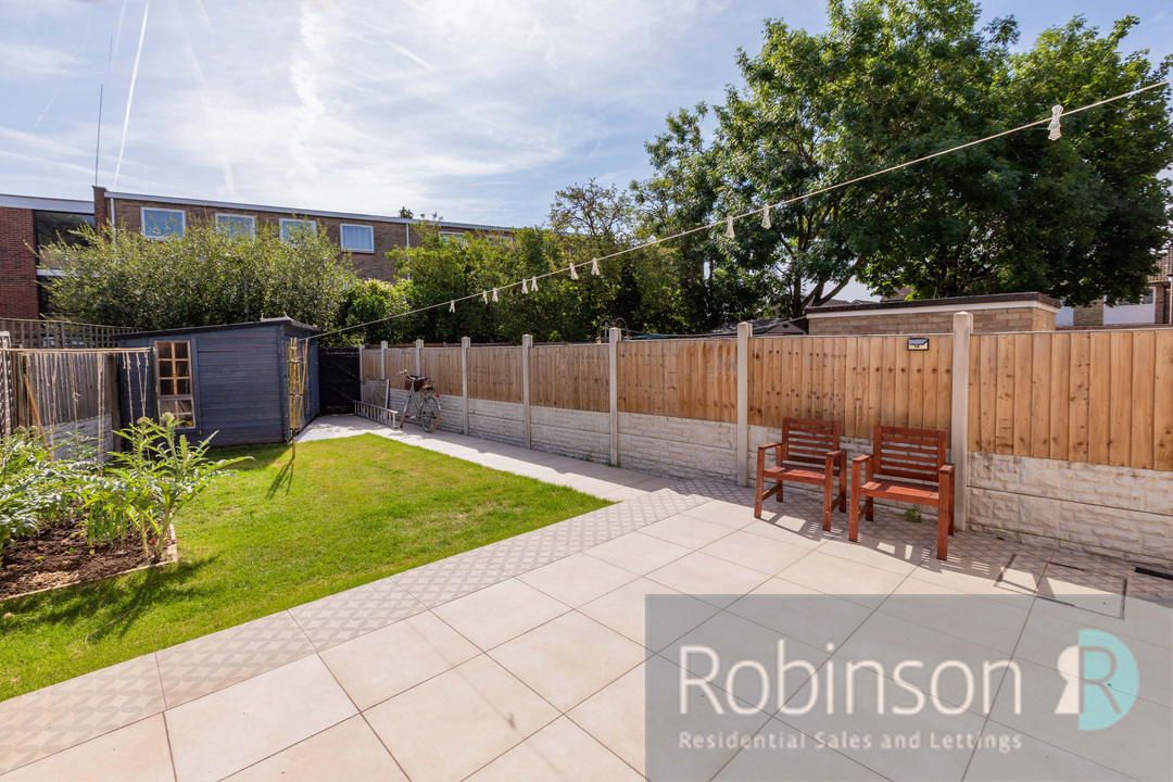 18 Sunderland Road-7