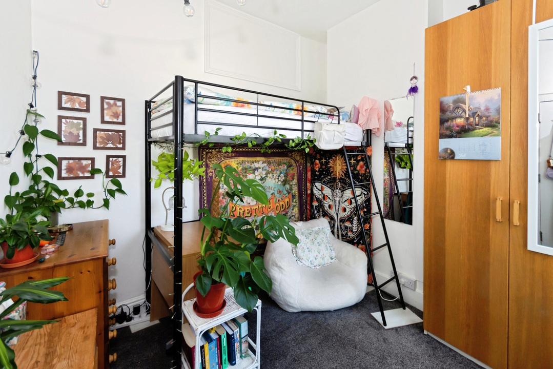 Bedroom 5