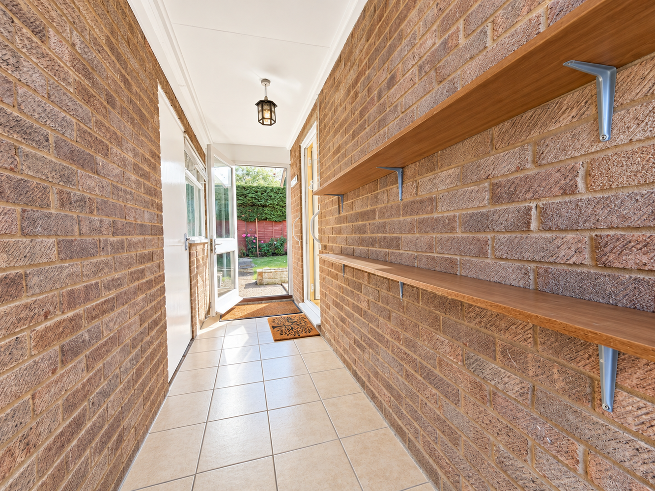 side passage