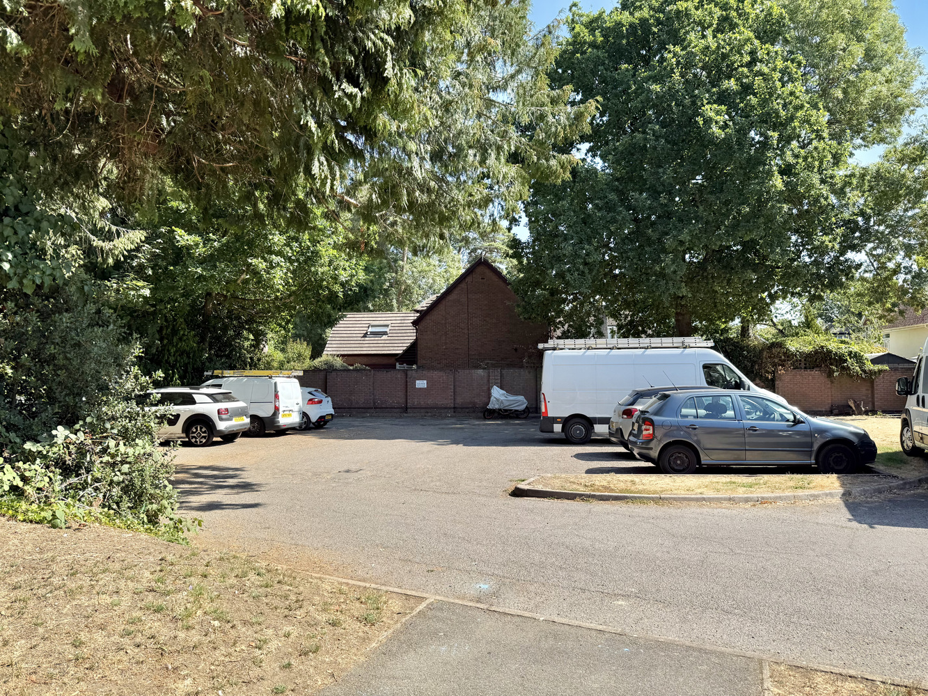 Knightstone Grove, Moorlands Road, West Moors, Ferndown, Dorset