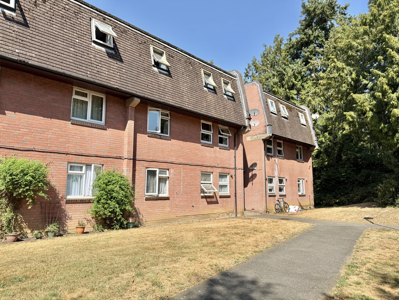 Knightstone Grove