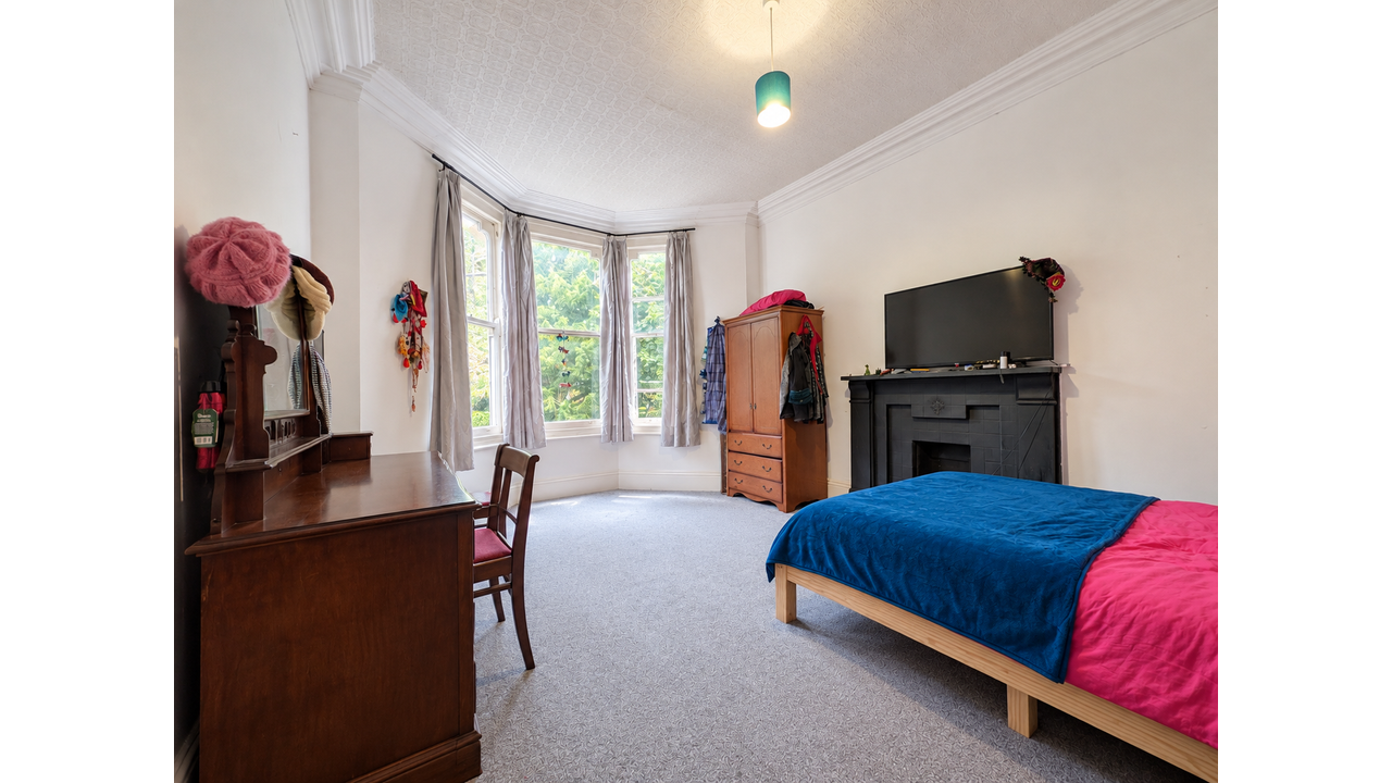 Room 4