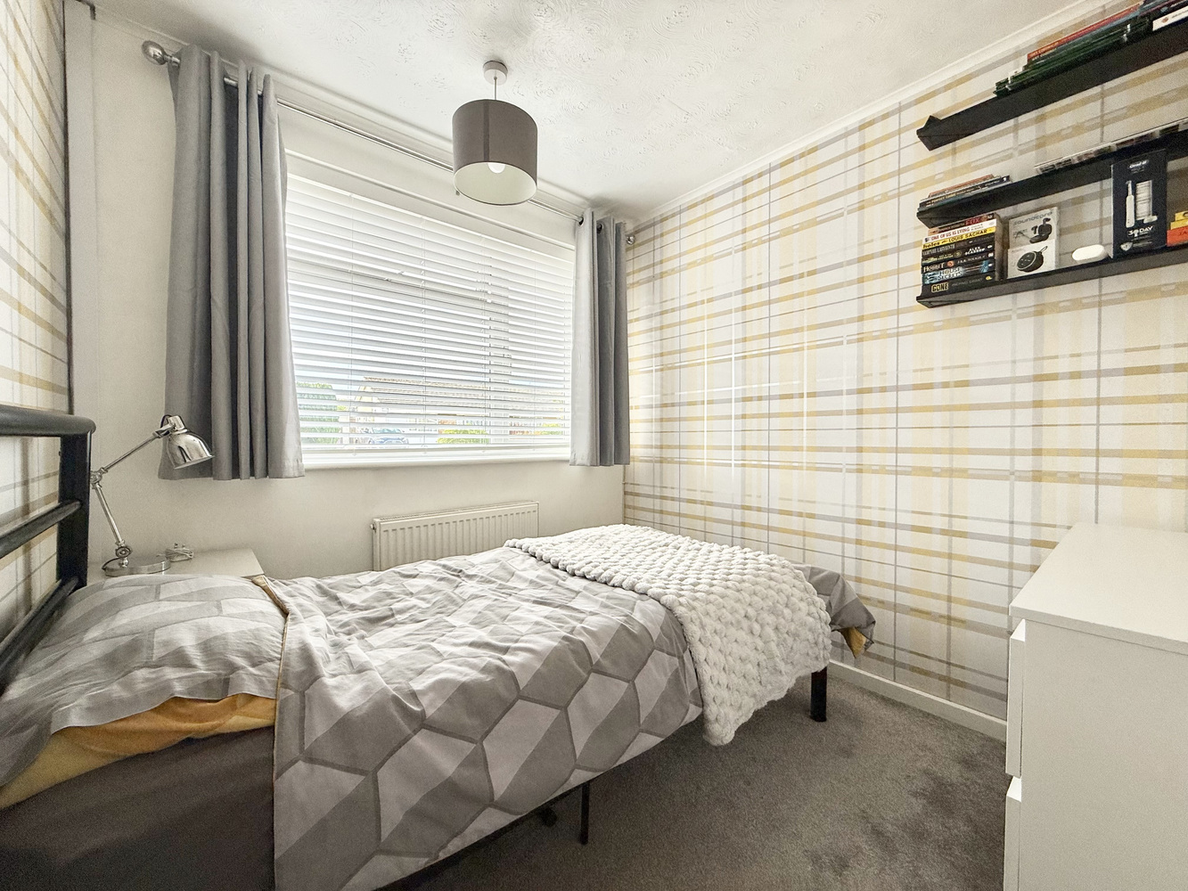 Heatherdown Way, West Moors, Ferndown, Dorset, BH22