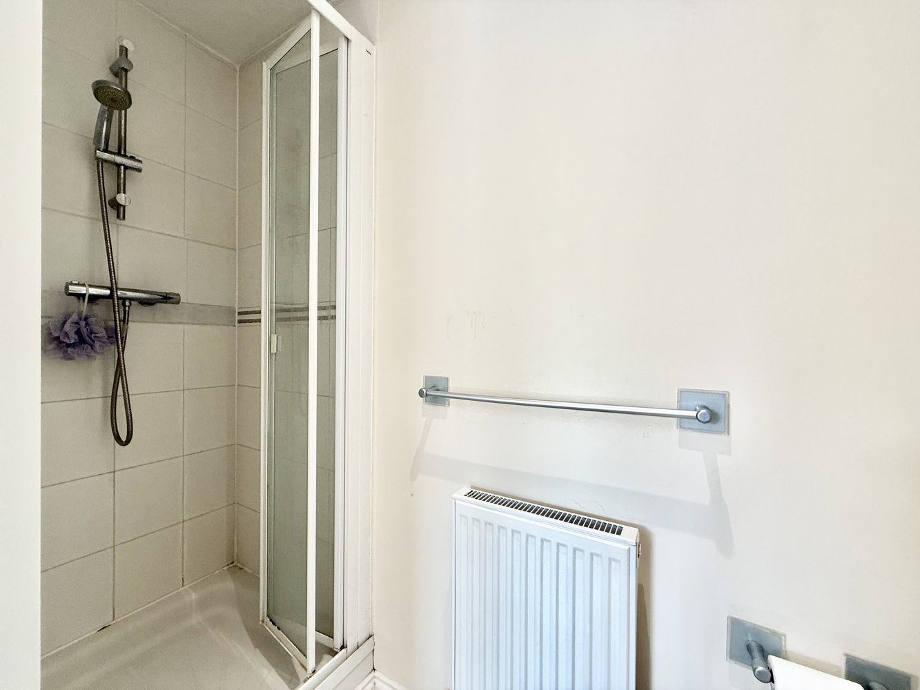 Cracklewood Close, West Moors, Ferndown, Dorset, BH22