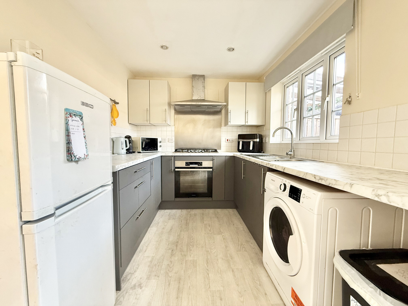 Cracklewood Close, West Moors, Ferndown, Dorset, BH22