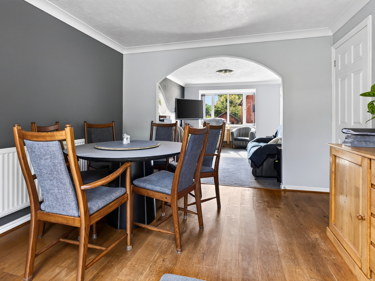 Dining Room (2)