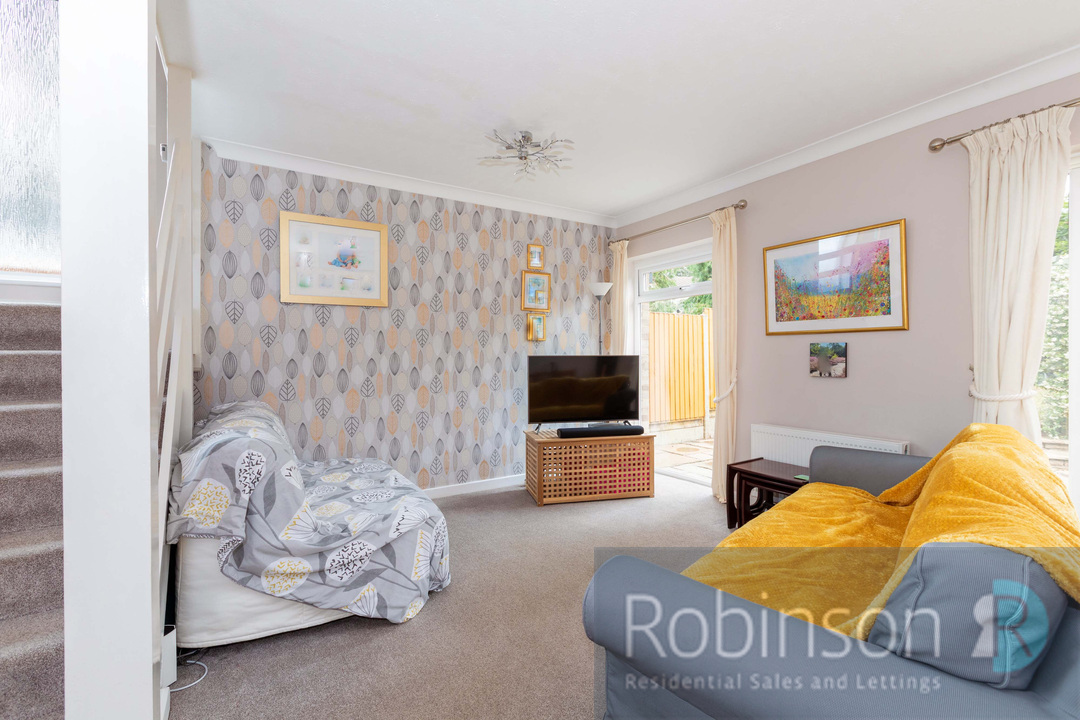 38 Lambourne Drive-10