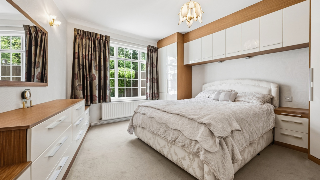 Bedroom_1