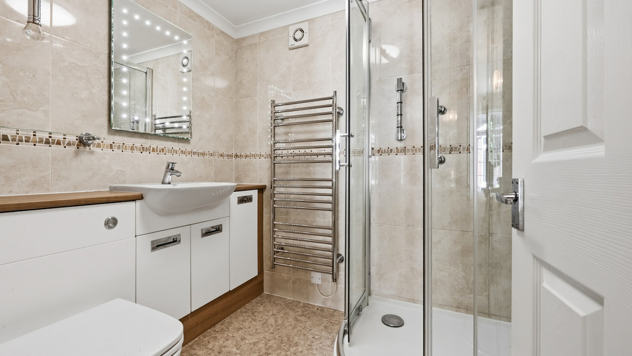 Ensuite