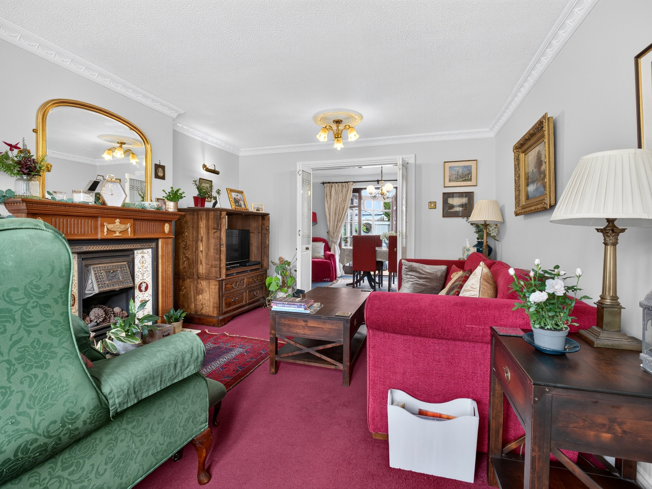 Living Room (2)