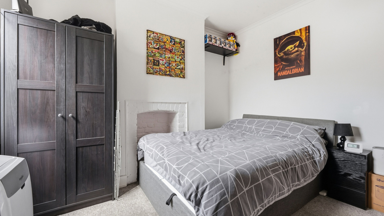 Bedroom_1-1