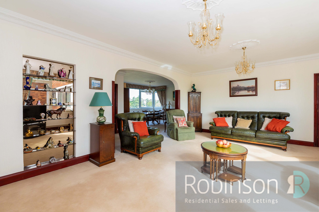 19 Woodhurst South-14