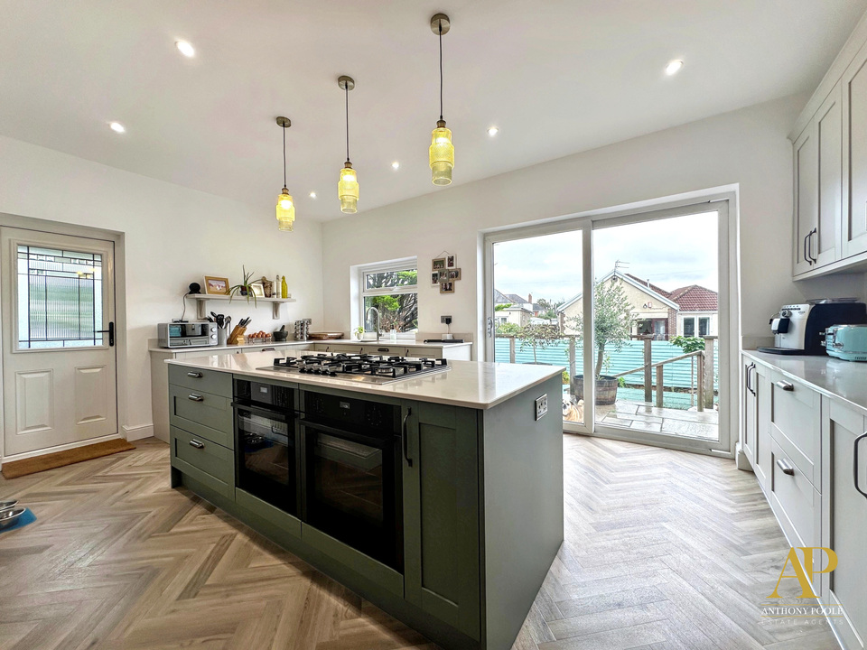 KITCHEN 3