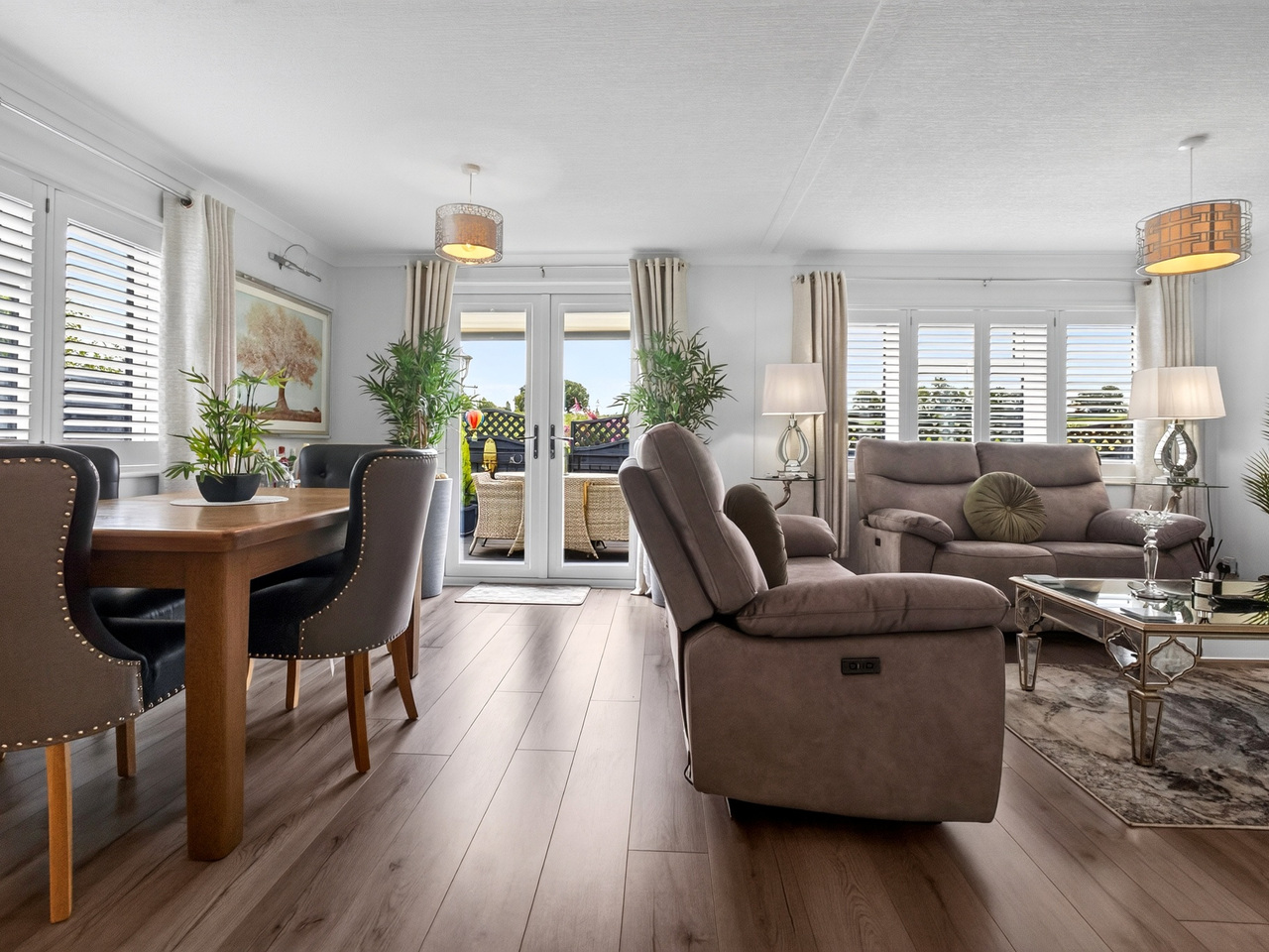living & dining room